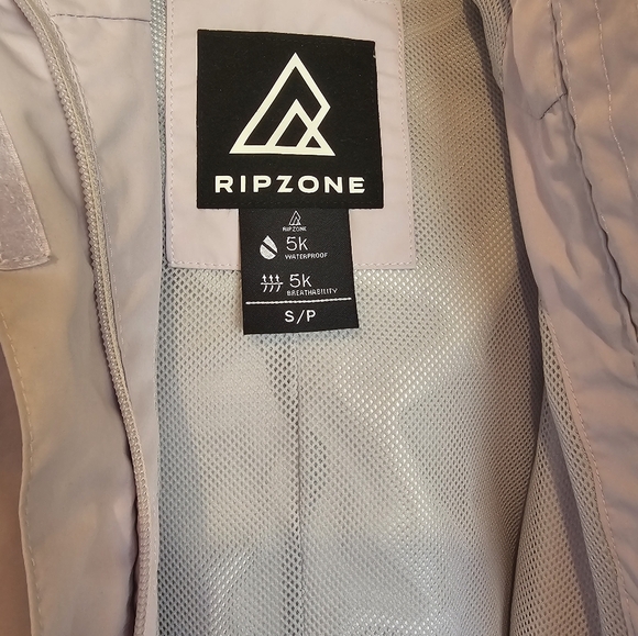 Jacket - Picture 1 of 6